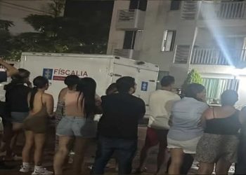 Menor fallece tras caer desde apartamento en Villa Carolina