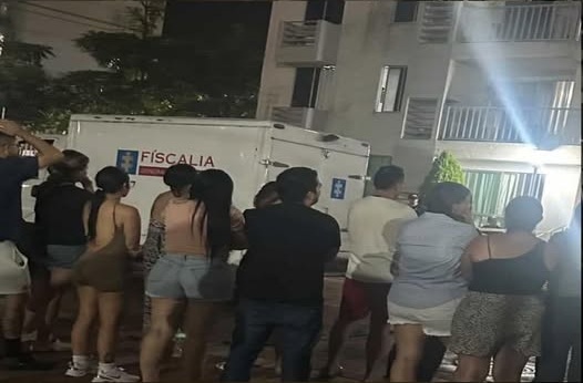 Menor fallece tras caer desde apartamento en Villa Carolina