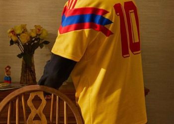 Adidas revive la historia: presenta camiseta retro de la Selección Colombia