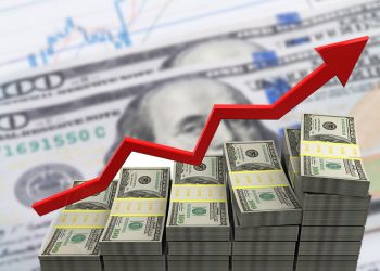 Dólar sube ligeramente en Colombia tras primera conversación entre Trump y Petro