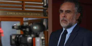 Corte Suprema explica demora en investigaciones contra Benedetti por recusaciones pendientes