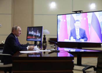 Xi Jinping sostuvo videollamada con Vladimir Putin, informa CCTV