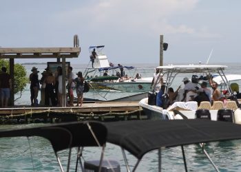 Turista italiano permanece en UCI tras grave accidente marítimo en las Islas del Rosario