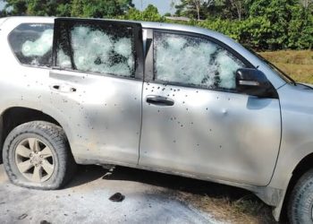 Dos escoltas del senador Jairo Castellanos mueren en atentado en la vía Fortul – Tame