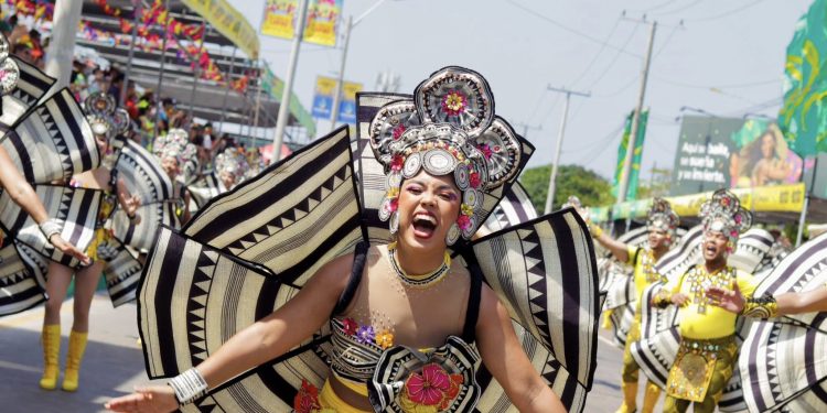 El Cumbiódromo cerró con broche de oro en la Gran Parada de Comparsas