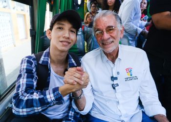 Gobierno de Eduardo Verano asigna $750 millones para subsidio de transporte universitario