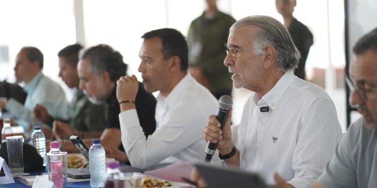Gobernador Verano ofrece $528 millones en recompensas por cabecillas de estructuras criminales
