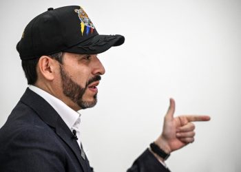 ELN declara “objetivo militar” al candidato presidencial Abelardo De La Espriella, alerta su campaña 