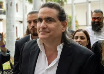 Círculo cercano a Álex Saab niega su captura en Caracas pese a versiones contradictorias