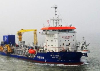 Draga Hang Jun 6008 llega a Barranquilla para garantizar mantenimiento del canal de acceso
