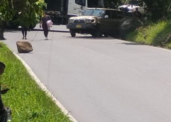 Conductor murió en medio de asalto a carro de valores en la vía Panamericana, sur del Cauca
