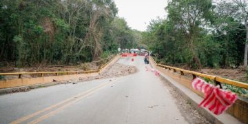 Tres semanas sin conexión: cierre del puente sobre el Mendihuaca golpea a comunidades entre Santa Marta y La Guajira