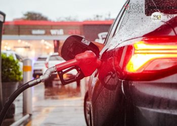 SIC y MinEnergía refuerzan controles para garantizar reducción en el precio de la gasolina