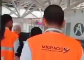 Colombia inadmite a cuatro estadounidenses por alertas de delitos sexuales contra menores