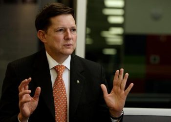 Disidencias de las FARC señalan como objetivo a Wilson Ruiz, candidato de Salvación Nacional