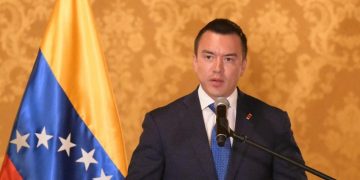 Daniel Noboa justifica aumento de aranceles a importaciones colombianas