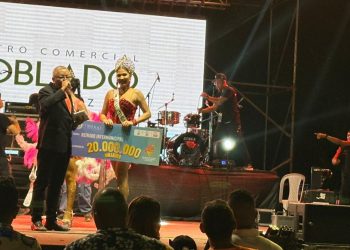 Shaddia Navarro: la corona que gritó Santo Tomás