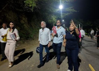 Gobernación del Atlántico entrega iluminación con energía solar en El Vaivén y Puerto Velero