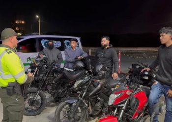 Policía refuerza controles en Barranquilla para frenar piques ilegales y proteger a conductores