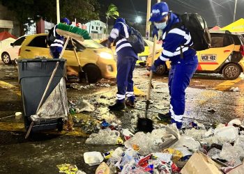 Son más de 1.600 operarios que prestarán el servicio de aseo durante los cuatro días oficiales del Carnaval