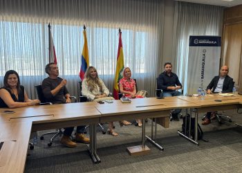 Atlántico despega como hub del Caribe: nueva ruta Barranquilla–Bucaramanga fortalece la conectividad aérea del departamento