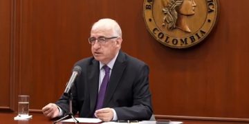 Gerente del Banco de la República responde al Gobierno: “Nuestro deber es proteger la moneda, no obedecer presiones”
