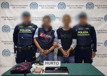 Sorprendidos tras robo en vivienda: capturan a dos presuntos ladrones en Malambo