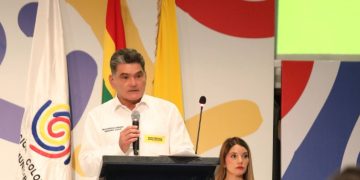 Procurador General propone un “Estado regional disruptivo” para acabar con el centralismo