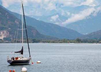 Pánico en el embalse de Tominé: jet ski embistió lancha y dejó seis heridos
