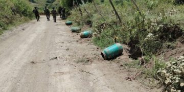 Ejército desactiva cinco explosivos improvisados en zona rural de Mercaderes, Cauca