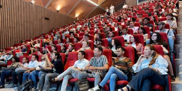 Con más de 2.000 estudiantes, la Fábrica de Cultura enciende sus motores creativos