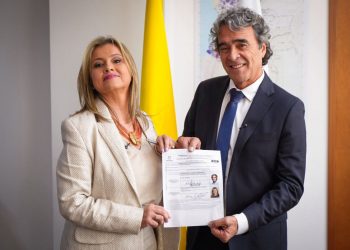 Comienza el cambio serio y seguro: Sergio Fajardo y Edna Bonilla se inscriben como fórmula presidencial