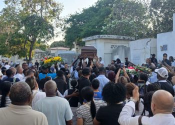 ¡Familiares y amigos despidieron con mucha nostalgia a periodista Abel Pérez Cassiani!