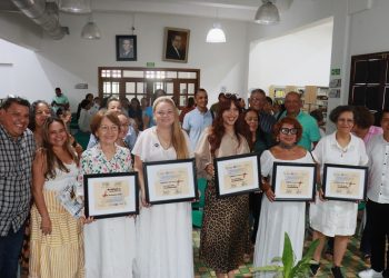 Entre versos y voces femeninas, Atlántico celebró el Día Mundial de la Poesía