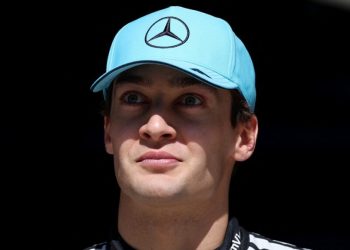 Russell se queda con la pole del esprint en el GP de China