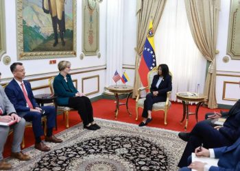 Delegación venezolana viaja a Washington para reactivar relaciones con Estados Unidos