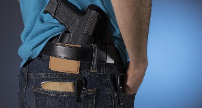 Avanza polémico proyecto que busca flexibilizar el porte de armas en Colombia