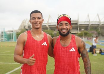 Dos velocistas del Atlántico, rumbo al Mundial de Relevos en Botsuana, África