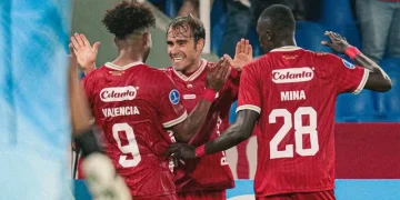 América lidera; Millonarios revive en Sudamericana