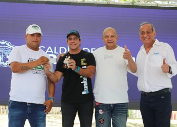 De carro de mula a motocarro, un nuevo comienzo para más familias barranquilleras: alcalde Char