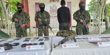 Combates en Chocó dejan un presunto integrante del Clan del Golfo muerto y otro sometido a la justicia