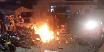 Atentado con explosivos en Antioquia: moto bomba deja un policía herido