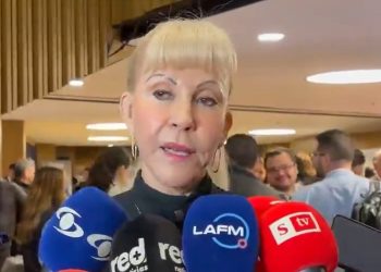Dilian Francisca Toro responde a Petro tras señalamientos por tema del predial