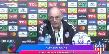 “No podemos hacer esa tontería”: La dura crítica de Alfredo Arias tras el descalabro del Junior