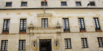 Polémica por millonario contrato de Cancillería: empresa recién creada recibió más de $8.000 millones