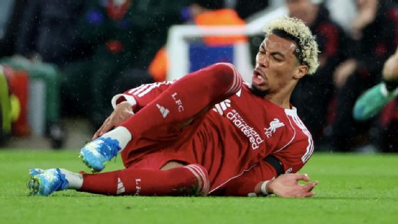 Ekitike se pierde temporada y Mundial