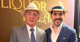 “Los padres también se equivocan”: De La Espriella responde a críticas de Uribe y sube tensión política