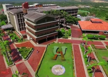 Juez archiva desacato contra rector de Uniatlántico por reintegro de funcionario