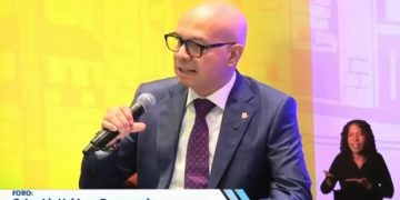 Presidente de la Corte Suprema pide respeto por las decisiones judiciales en medio de tensiones con el Gobierno