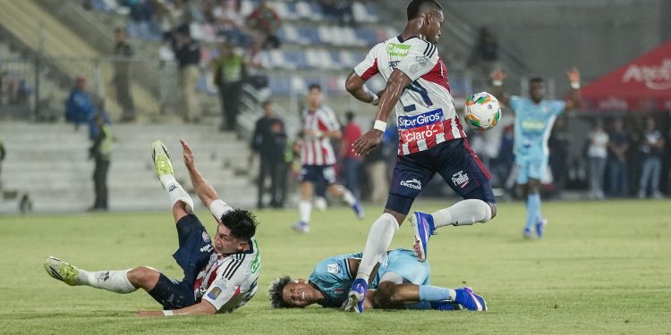 Silveira se viste de figura: Junior eliminó a Once Caldas en un final de infarto y avanzó a semifinales
